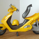 Barbie Yellow Scooter 2000 ref. 26080