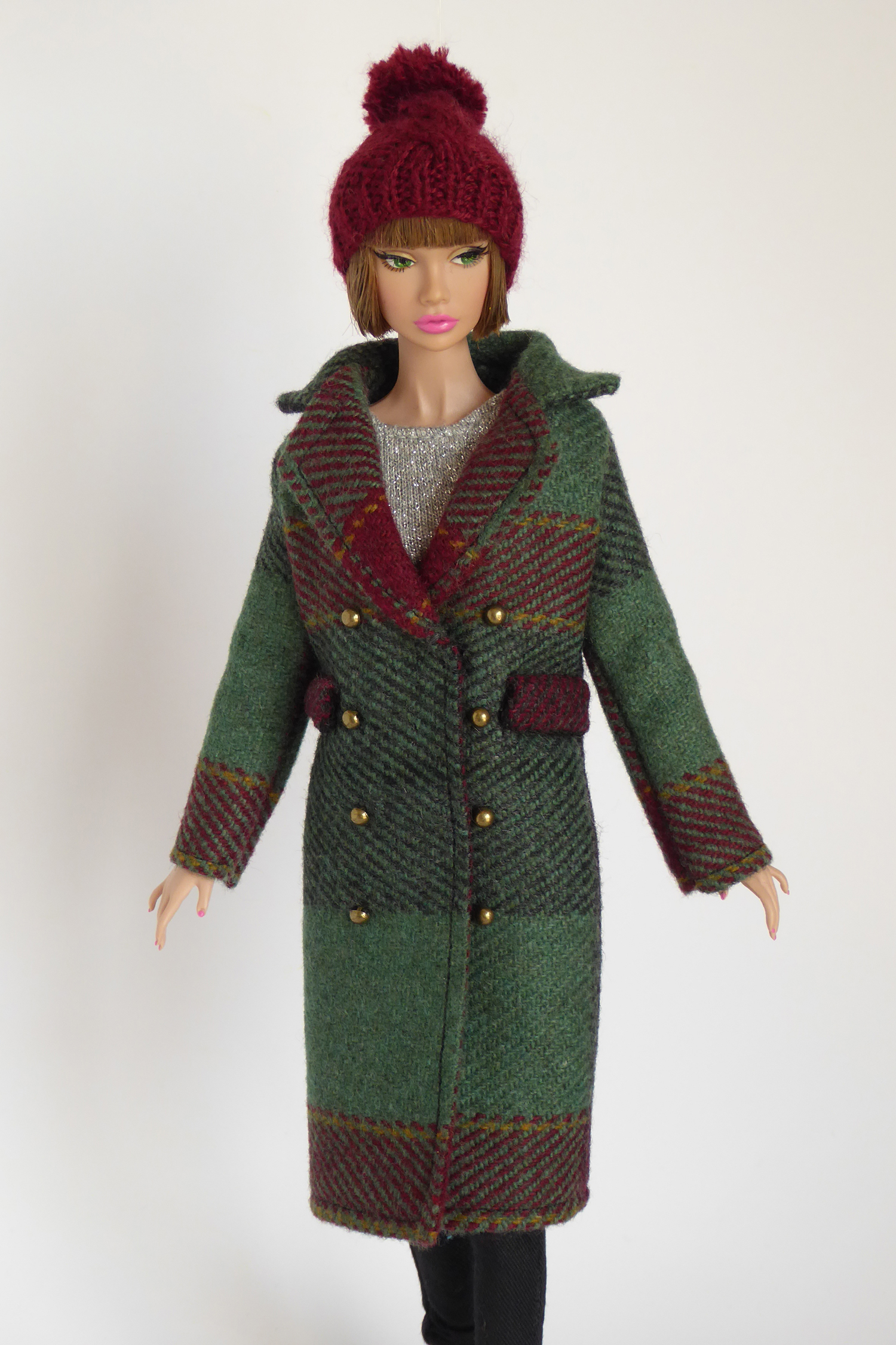 Old Friends Wool coat Poppy Barbie (2)